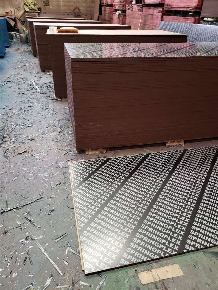 15mm Film Faced Plywood- Construction